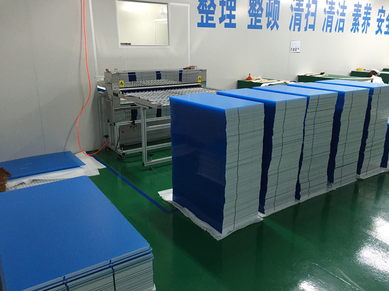 導(dǎo)光板表面清潔機，板面清潔機，靜電除塵機