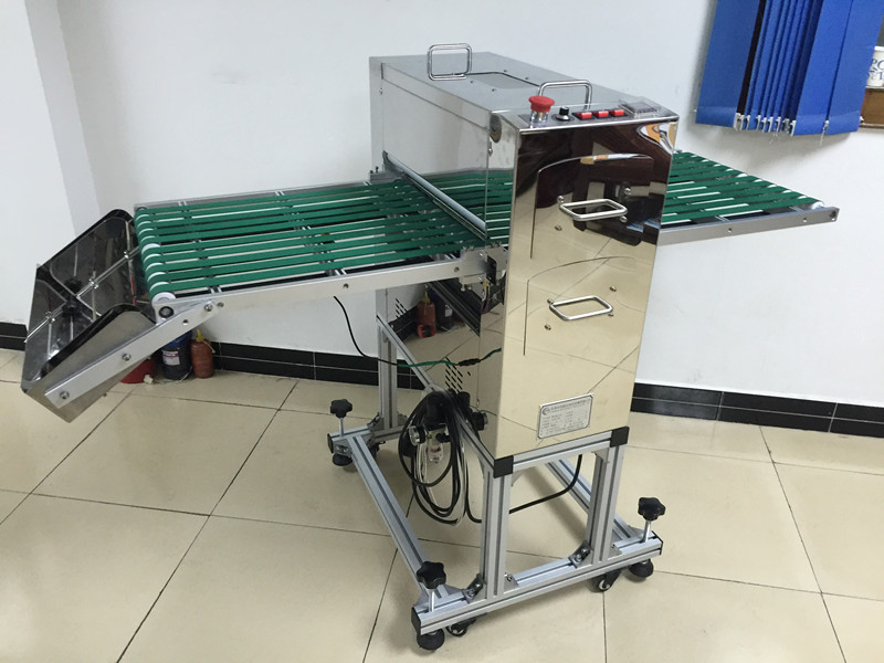 小尺寸光學(xué)膜片用板面清潔機(jī)，靜電除塵機(jī)，表面除塵機(jī)